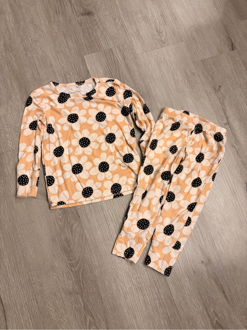 Posh Peanut 2T Bamboo Pajama Set Peach Daisy Floral Polka Dot PJs